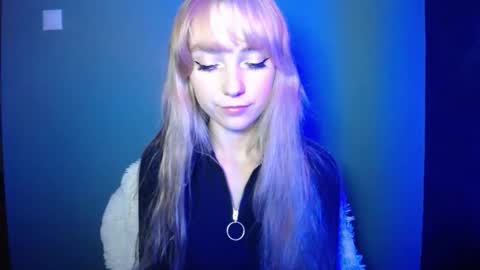 Snapshot of luciacam20 chatting on October 2025 06:14:02 PM Lucy online show from October 2025 06:14:02 PM