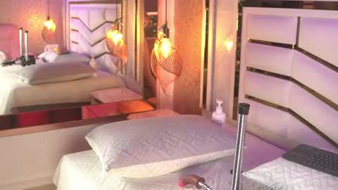 Snapshot of luciana_agudelo chatting on June 2026 06:52:01 PM luciana_agudelo online show from June 2026 06:52:01 PM