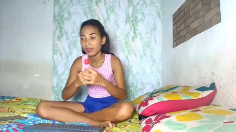 Snapshot of luciana_daza chatting on September 2025 09:29:02 PM Luciana online show from September 2025 09:29:02 PM