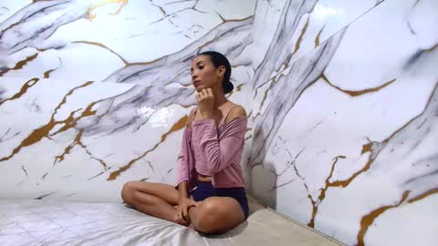 Snapshot of luciana_daza chatting on February 2026 05:47:02 PM Luciana online show from February 2026 05:47:02 PM