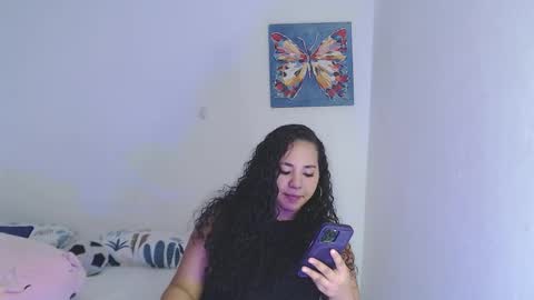 Snapshot of luciana_keating chatting on November 2025 12:13:01 AM luciana online show from November 2025 12:13:01 AM