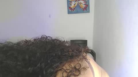 Snapshot of luciana_keating chatting on November 2025 09:40:01 PM luciana online show from November 2025 09:40:01 PM