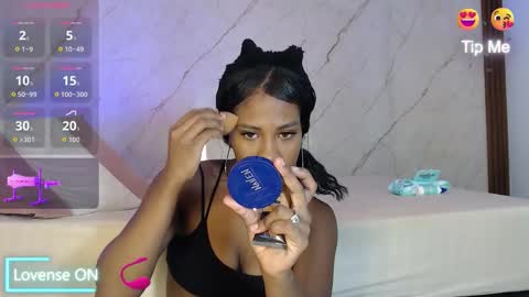 Luciana Morena online show from October 2025 12:27:01 PM