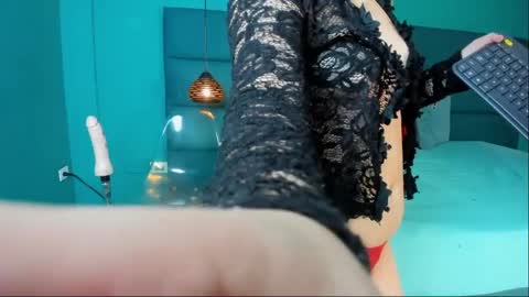 lucianablake online show from April 2026 04:17:01 AM