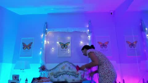    online show from December 2024 11:41:01 AM