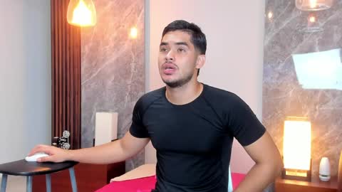 Snapshot of luciano_vitale_ chatting on June 2026 12:19:01 PM Luciano online show from June 2026 12:19:01 PM