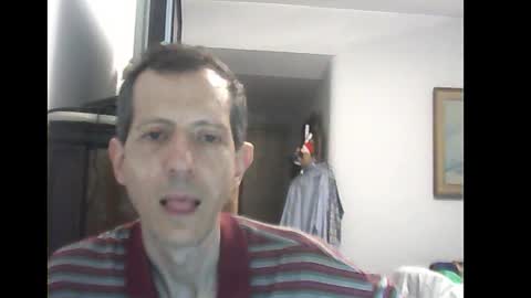 Snapshot of lucianoaxel chatting on December 2024 02:08:02 AM Luciano online show from December 2024 02:08:02 AM