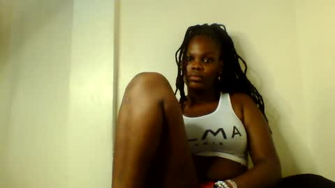 luciaresa online show from July 2026 01:52:01 AM