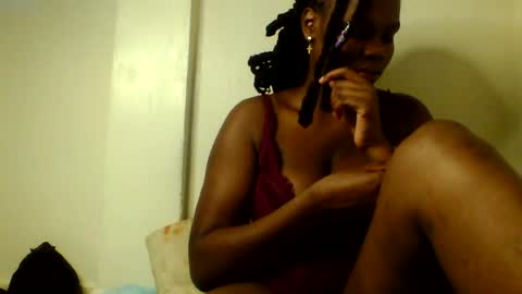 luciaresa online show from August 2026 04:44:02 AM