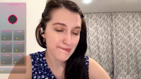 Mary online show from November 2025 12:16:01 PM