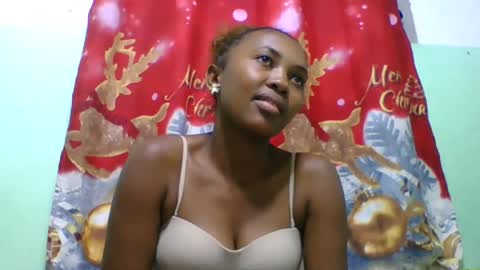 lucie196645 online show from June 2026 06:18:02 PM