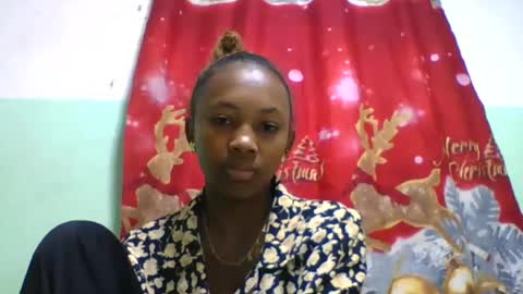 lucie196645 online show from June 2026 07:01:02 AM