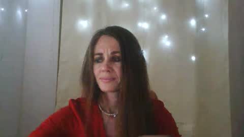 Snapshot of luciemack chatting on October 2025 06:57:02 PM LucieMack online show from October 2025 06:57:02 PM