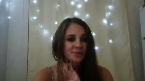 Snapshot of luciemack chatting on November 2025 05:45:02 PM LucieMack online show from November 2025 05:45:02 PM