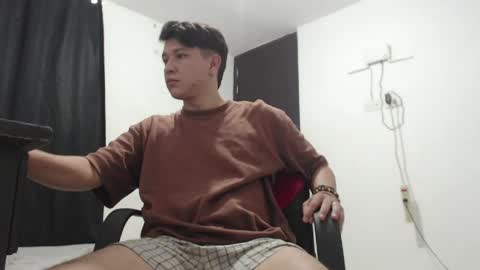 Fernando online show from April 2026 08:28:02 PM