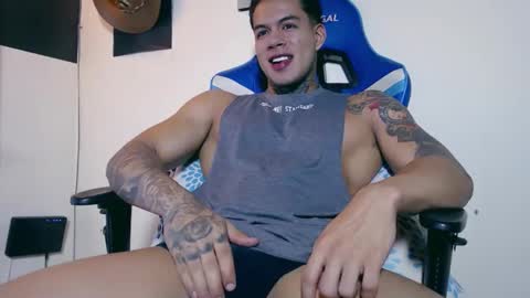 luciferstar01 online show from March 2026 04:45:02 PM