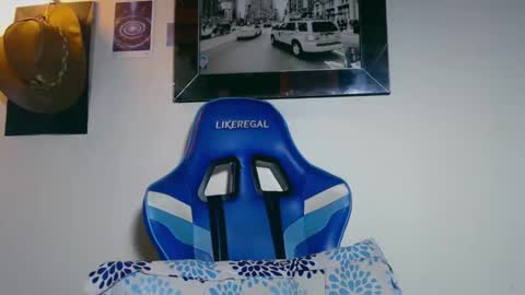 luciferstar01 online show from April 2026 12:54:02 AM