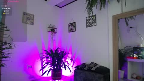 luciiana online show from March 2025 05:12:01 AM