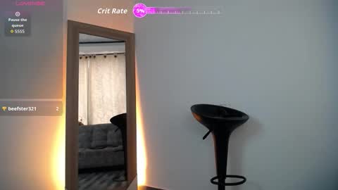 luciiana online show from December 2025 03:39:01 PM