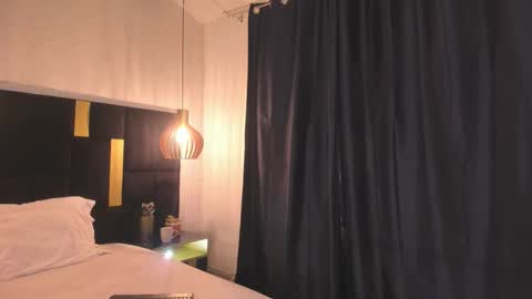 Snapshot of lucio__fox chatting on December 2025 11:52:02 AM Lucio online show from December 2025 11:52:02 AM