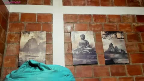 luck_andrew online show from April 2026 10:51:02 PM