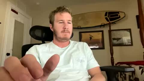 Snapshot of luckboy698 chatting on December 2024 08:02:01 PM luckboy698 online show from December 2024 08:02:01 PM