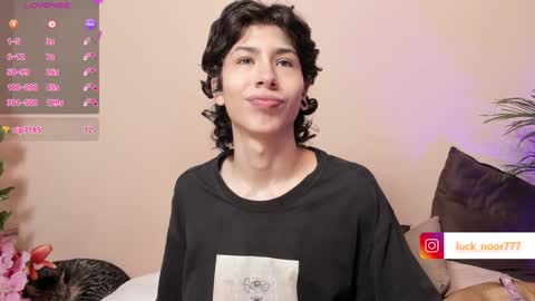 Noor online show from January 2025 06:57:01 PM