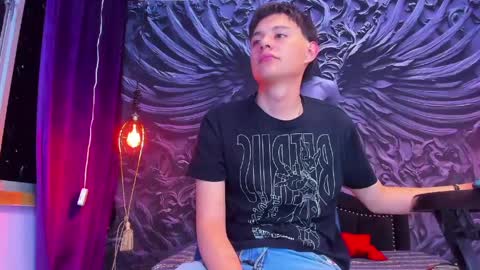 luckk_ online show from April 2026 05:41:02 AM