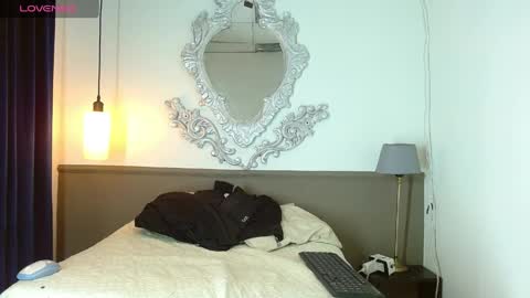 luckk_ online show from April 2026 07:45:01 AM