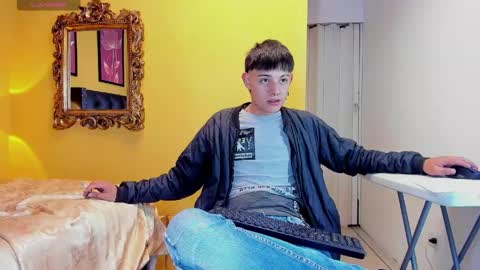 luckk_ online show from May 2026 05:01:02 AM