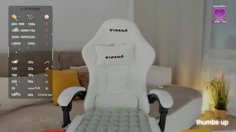 lucky__lady_ online show from February 2026 11:03:02 PM