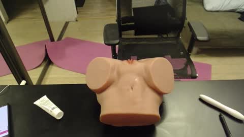 Snapshot of lucky_swimmer chatting on November 2025 04:38:02 PM Iron Jhon online show from November 2025 04:38:02 PM