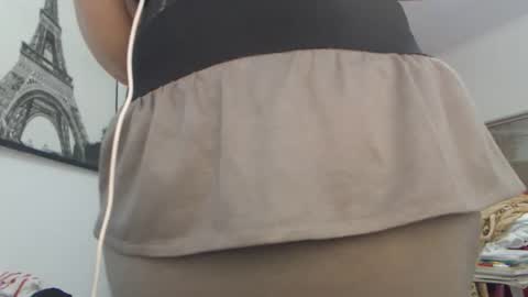 Snapshot of luckyanabella chatting on November 2025 11:43:02 AM Ana online show from November 2025 11:43:02 AM