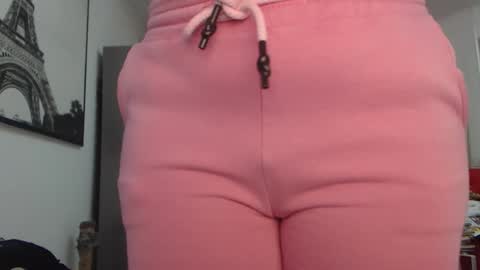 Snapshot of luckyanabella chatting on November 2025 11:25:02 AM Ana online show from November 2025 11:25:02 AM