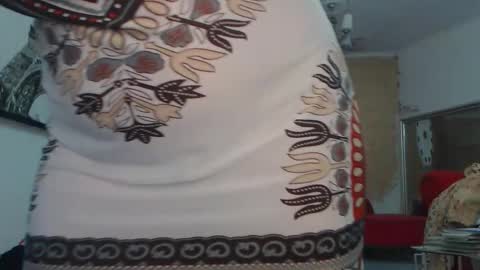 Snapshot of luckyanabella chatting on November 2025 12:15:02 PM Ana online show from November 2025 12:15:02 PM