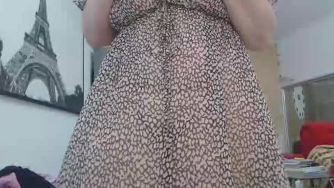 Snapshot of luckyanabella chatting on December 2025 11:15:01 AM Ana online show from December 2025 11:15:01 AM