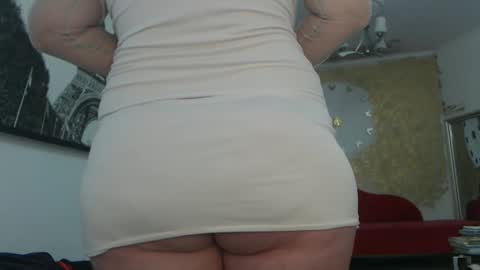 Snapshot of luckyanabella chatting on December 2025 01:30:01 PM Ana online show from December 2025 01:30:01 PM