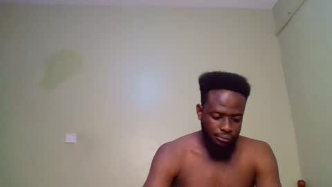 Snapshot of luckycharly chatting on February 2025 08:51:02 PM MASTER  DOM online show from February 2025 08:51:02 PM