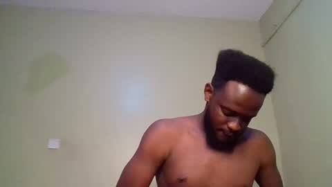 Snapshot of luckycharly chatting on February 2025 05:10:01 AM MASTER  DOM online show from February 2025 05:10:01 AM