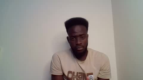 Snapshot of luckycharly chatting on February 2025 06:02:01 AM MASTER  DOM online show from February 2025 06:02:01 AM