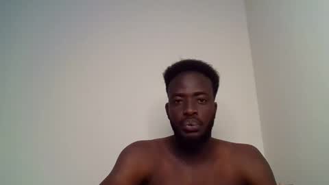 Snapshot of luckycharly chatting on February 2025 09:05:01 AM MASTER  DOM online show from February 2025 09:05:01 AM