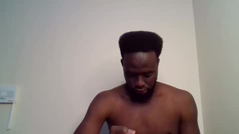 Snapshot of luckycharly chatting on September 2025 01:02:02 PM MASTER  DOM online show from September 2025 01:02:02 PM