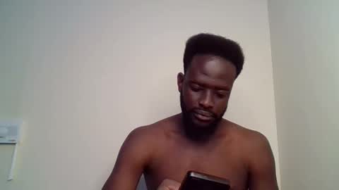 Snapshot of luckycharly chatting on November 2025 06:32:01 PM MASTER  DOM online show from November 2025 06:32:01 PM