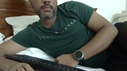 Snapshot of luckyfinalone chatting on October 2025 11:35:02 PM luckyfinalone online show from October 2025 11:35:02 PM