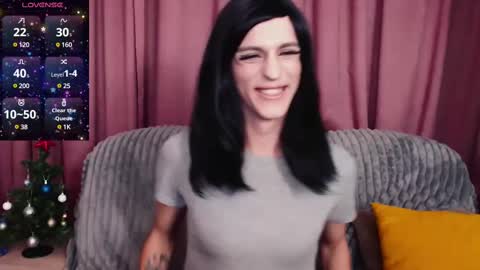 Snapshot of luckyguy_7 chatting on December 2024 12:33:02 PM Christy online show from December 2024 12:33:02 PM