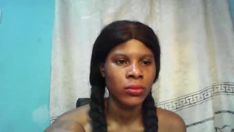 Snapshot of luckymadequeen chatting on January 2025 04:41:01 PM Gloria online show from January 2025 04:41:01 PM