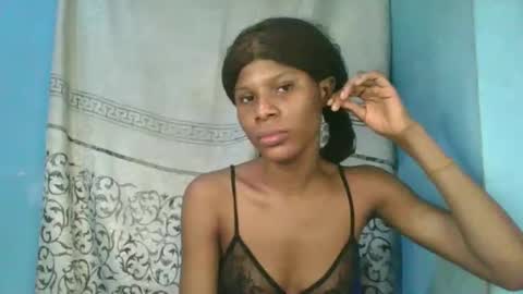 Gloria online show from April 2026 01:03:01 AM