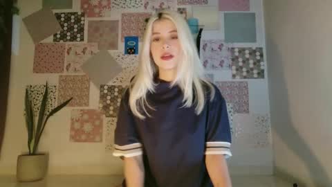 luckysapphire777 online show from December 2025 07:14:02 AM