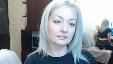 Snapshot of luckyshotgirl chatting on July 2026 04:09:02 PM LuckyShot online show from July 2026 04:09:02 PM