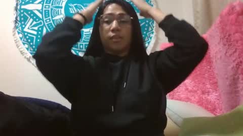 luckyts_cumx online show from February 2025 01:19:01 PM